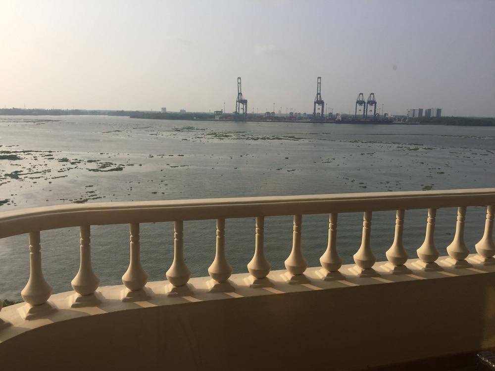 Taj Malabar Resort & Spa, Cochin. Kochi Εξωτερικό φωτογραφία